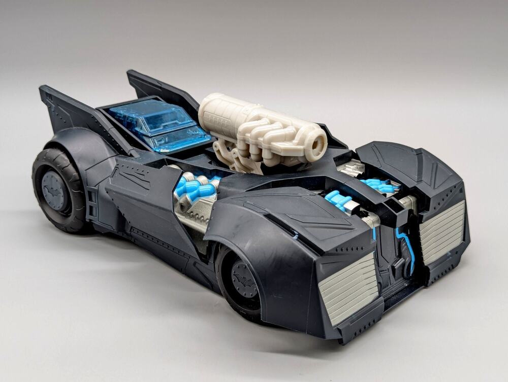 DC Comics Batman Tech Defender Batmobile Transforming Vehicle Blaster Launcher